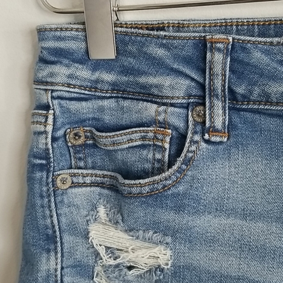 American Eagle Hi Rise Shortie Distressed Shorts - Picture 2 of 8